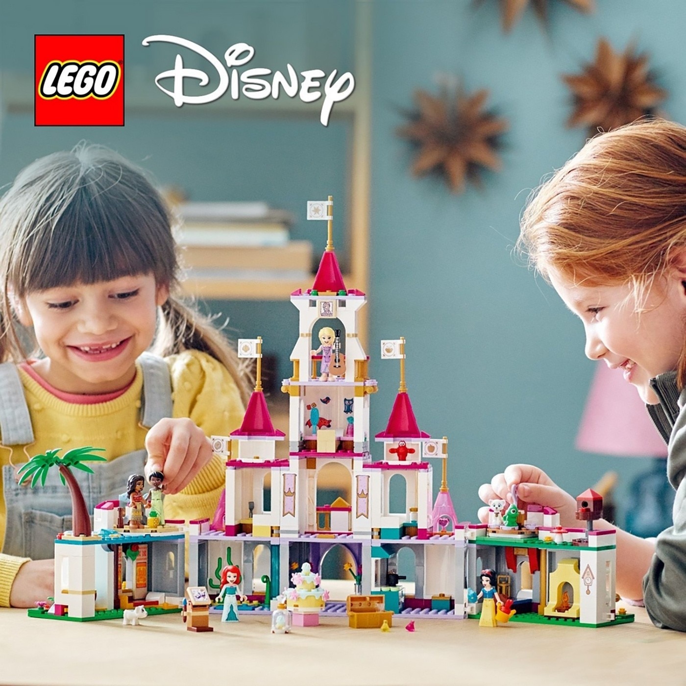 LEGO 迪士尼公主系列 城堡公主，含 5 個 DISNEY 公主人偶，使用 LEGO 應用程式，可同時拼砌並預覽模型，城堡共四層樓、五間臥室，城堡可開啟並上鎖。