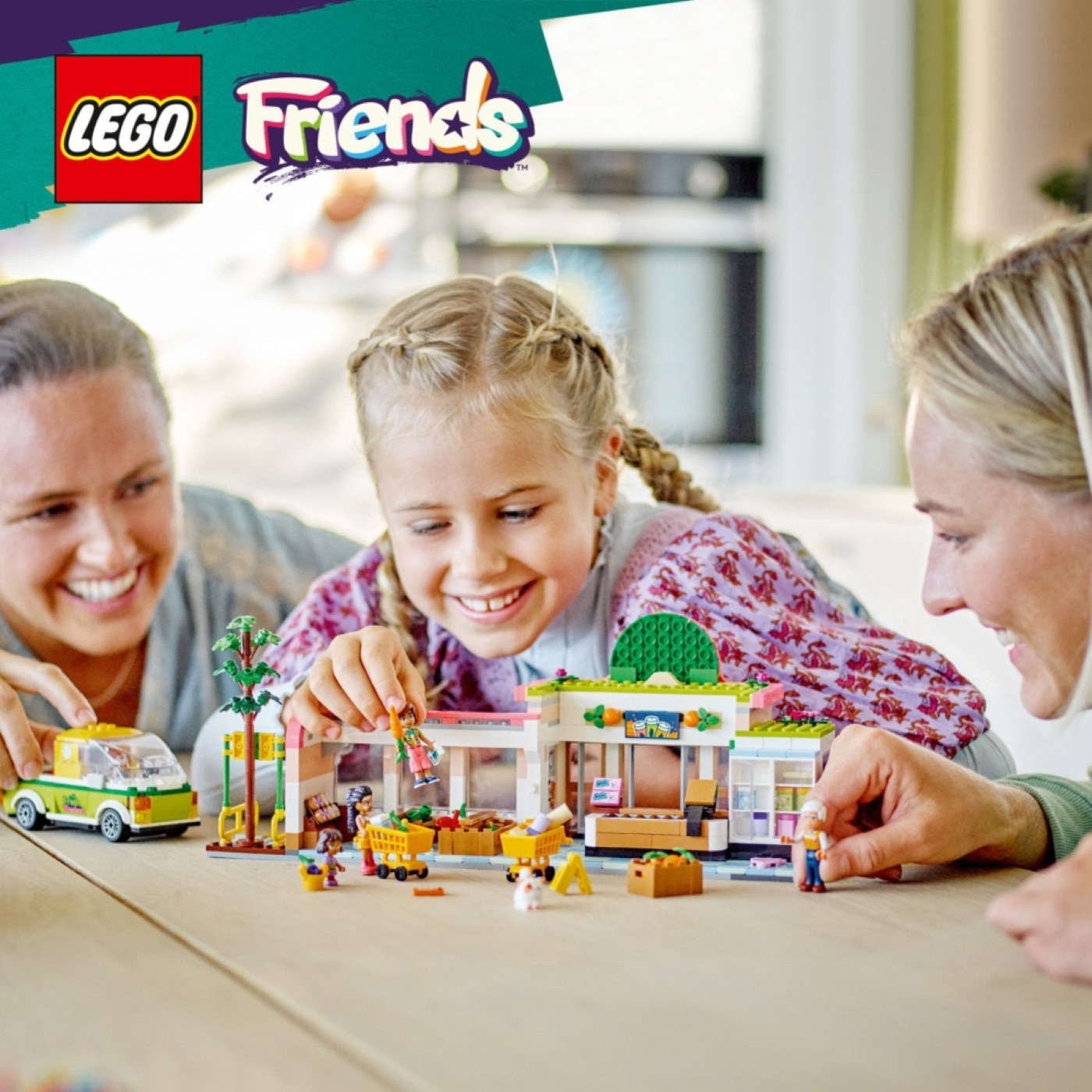 LEGO Friends系列 有機雜貨店，探索靈感來自現實世界購物之旅的配件，包括 2 台購物車、2 個購物籃、可回收的瓶罐與多種食品。